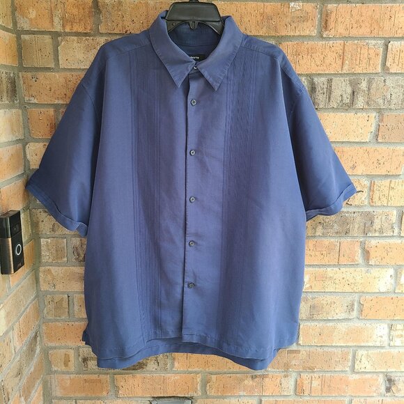 Claiborne Shirt Mens Size 3XLT Blue Short Sleeve Button Up Polyester Blend - Picture 9 of 9